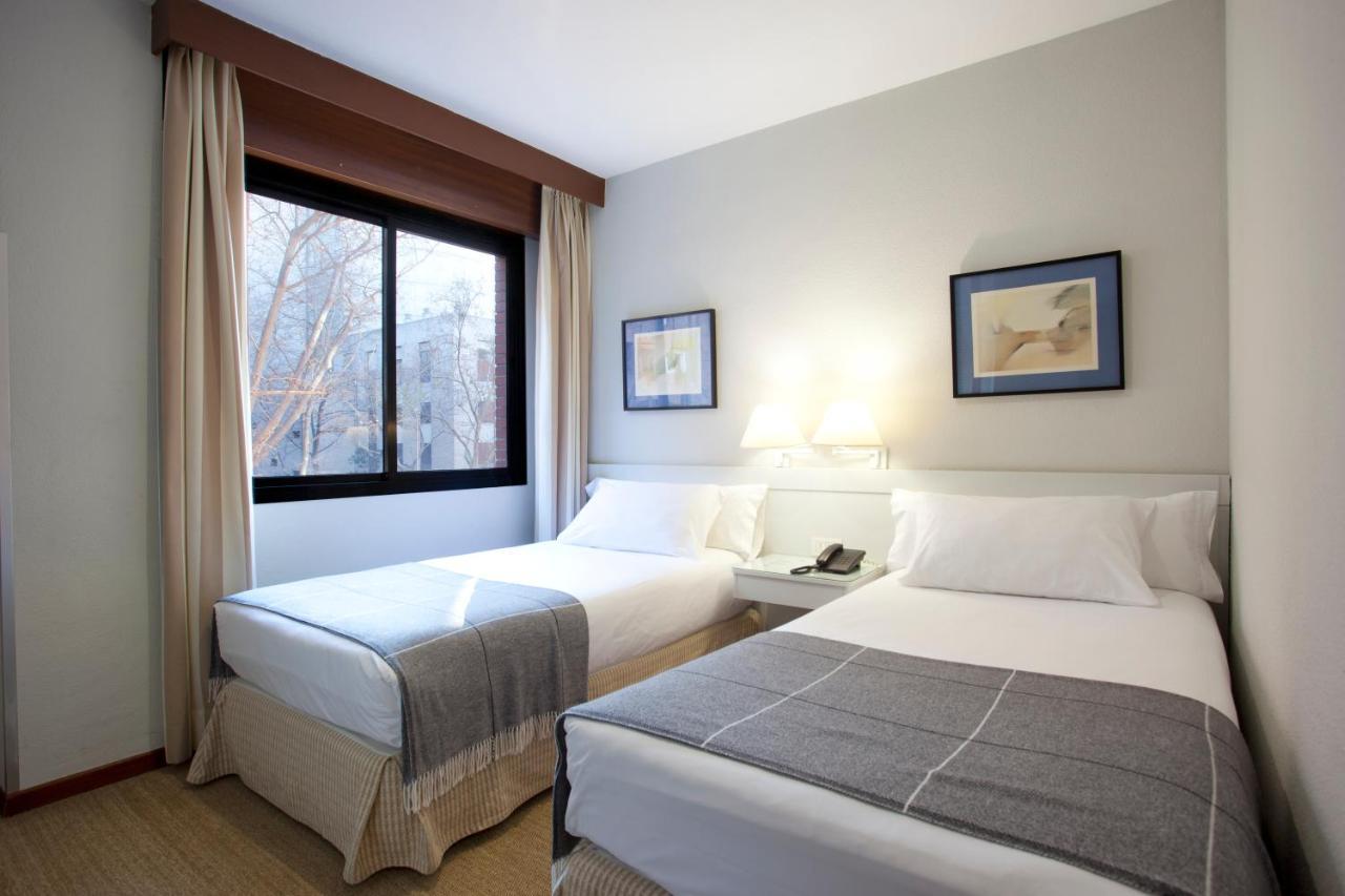 Espahotel Plaza Basilica Madrid Exteriör bild