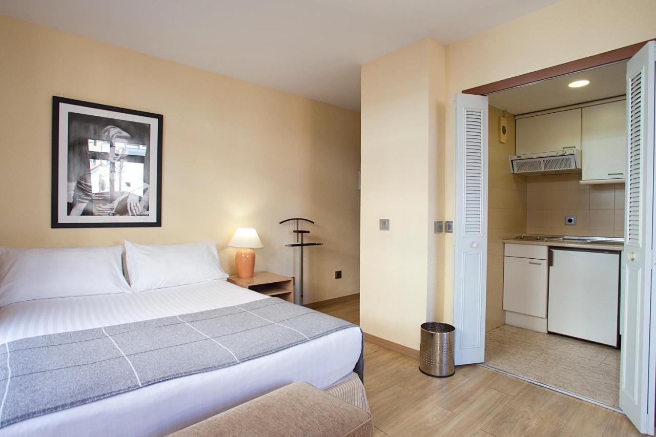 Espahotel Plaza Basilica Madrid Exteriör bild